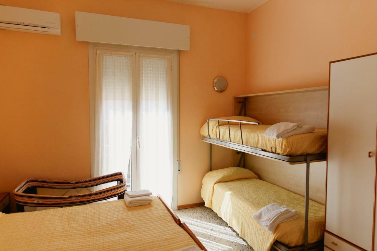 Hotel Lauretta Bellaria-Igea Marina Extérieur photo